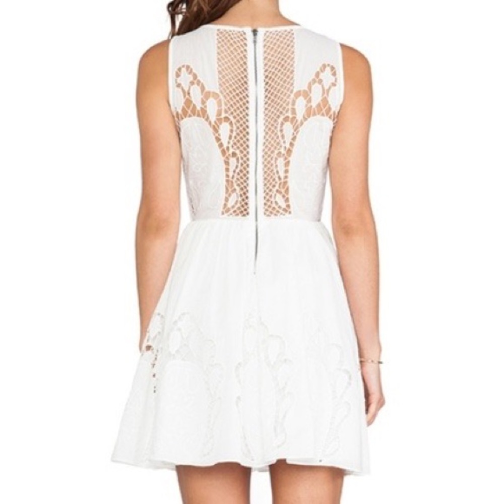 Alice + Olivia White Vinny Embroidered Cotton Party Dress (Size 6) - Picture 11 of 11